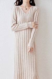 100% Merino Wool Long Sleeve Wide Rib Midi Sweater Dress