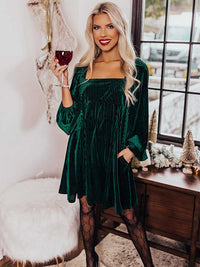 1960s Square Neck Puff Sleeve Velvet Pocket Babydoll Dress