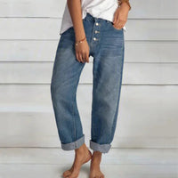 Annika | Women's Relaxed Fit Cuffed Hem Jeans