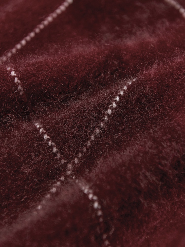 Cozy Heavyweight Brushed 100% Cashmere Diamond Pattern Sweater for Women — Festive Christmas Knit