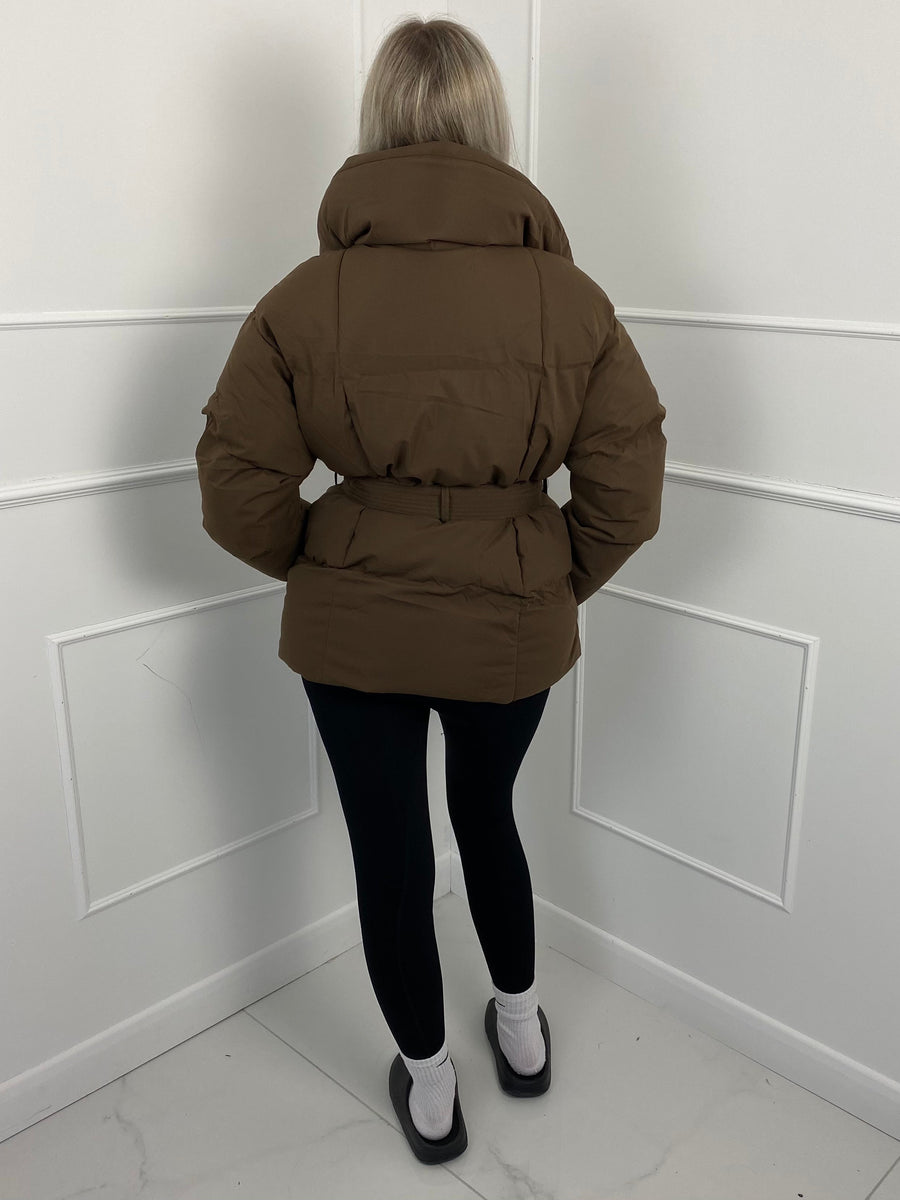 KARLY | SHORT BELTED PUFFER JACKET