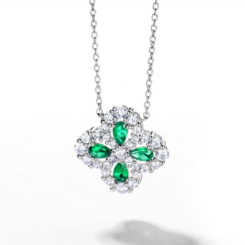 Elaris Necklace