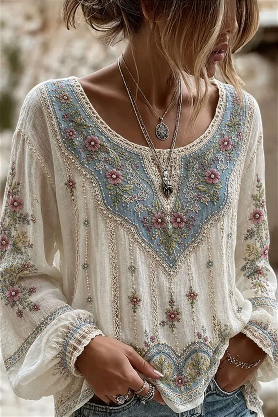 Women's White Floral Embroidery V-Neck Long Sleeves Blouse