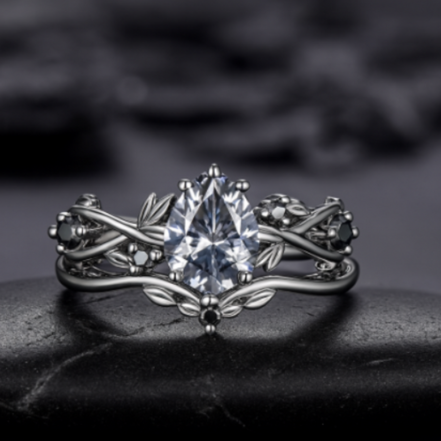 Grace Pear Cut Vine Ring