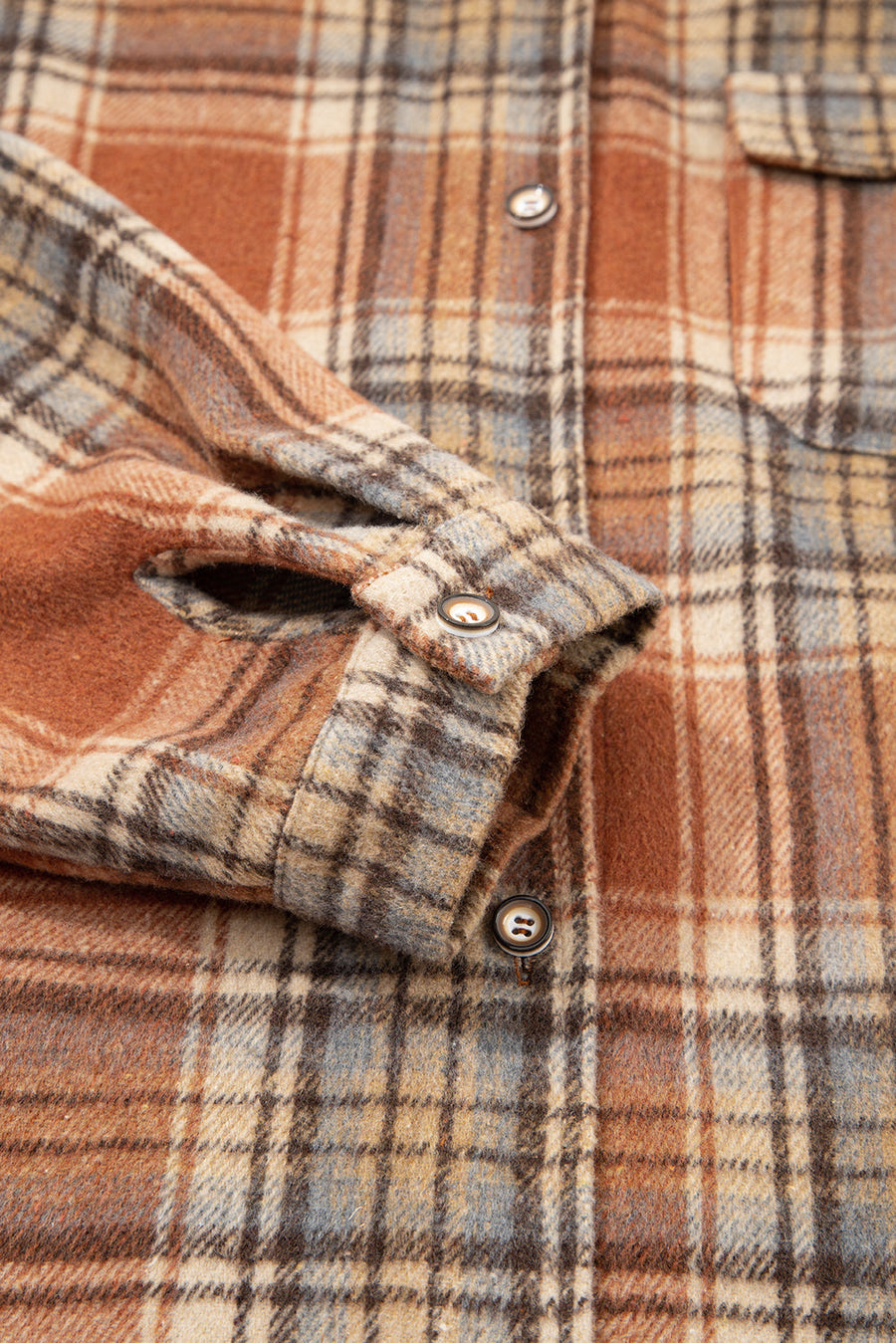 Plaid Flap Pocket Buttoned Shacket