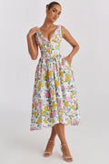 Aeliana Elegant Flattering Summer Dress