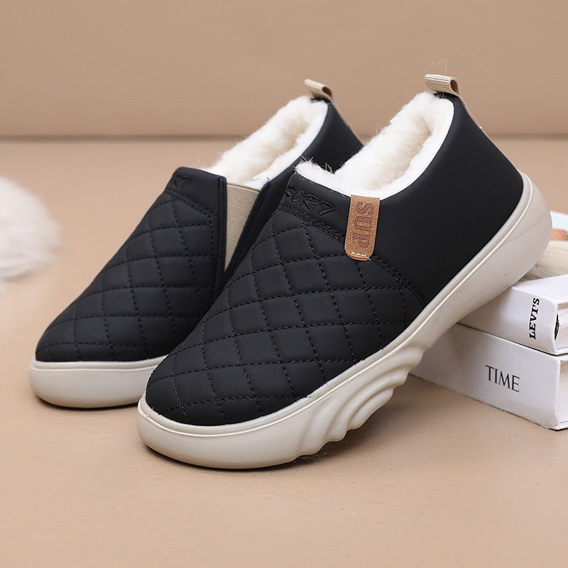 Agnes Comfortable Shoes in Black
