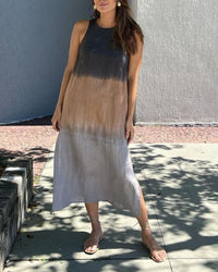 Anette Sleeveless Ombre Dress with Round Neck