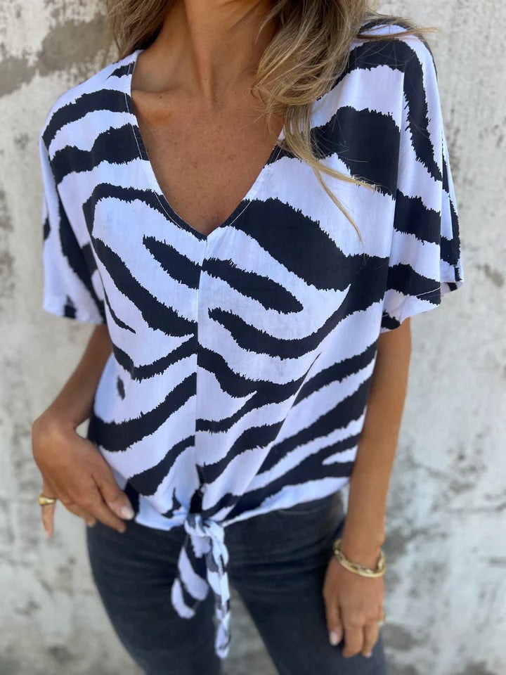 Anouk Casual Top with V-Neck and Short Sleeve in White