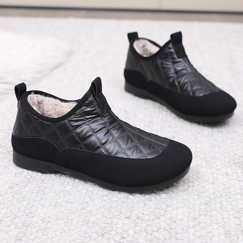 Ariane Comfortable Shoes in Black