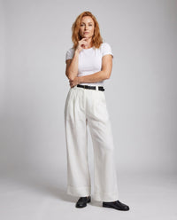 Arielle Elegant Linen Trousers with Side Pockets and Pockets
