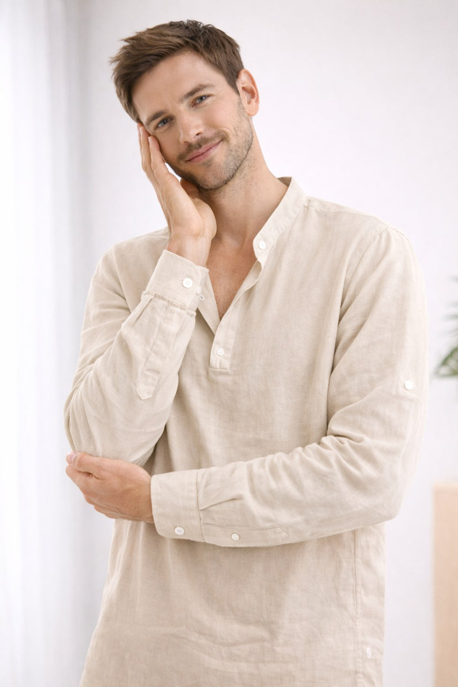 August Elegant Shirt in Beige