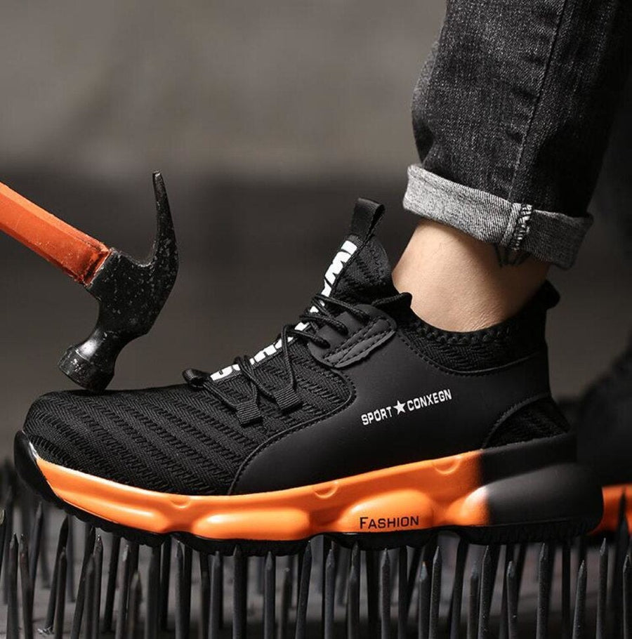 August Shoes in Black