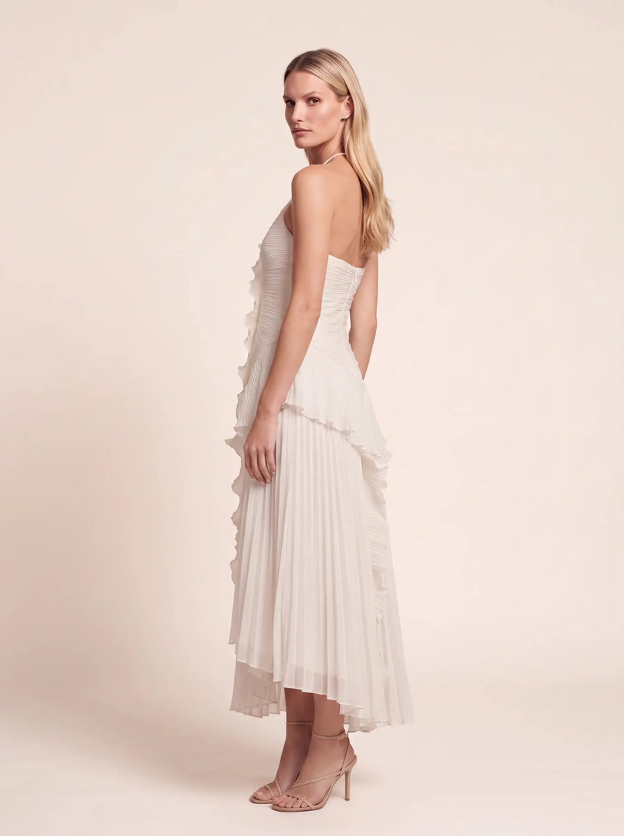 Aurelia White 6