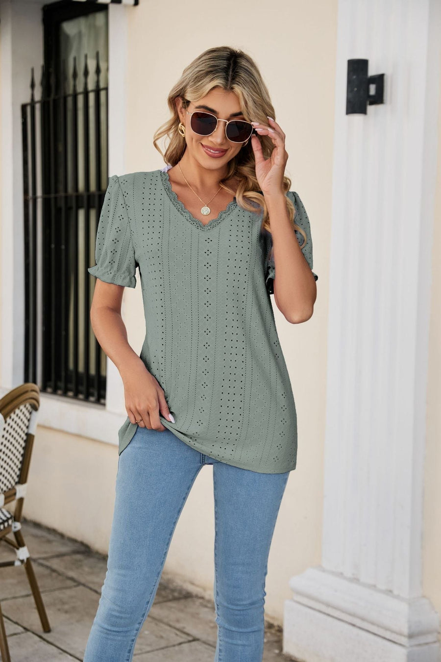 Alice | Women's Ruffle Blouse in Bohnen Green
