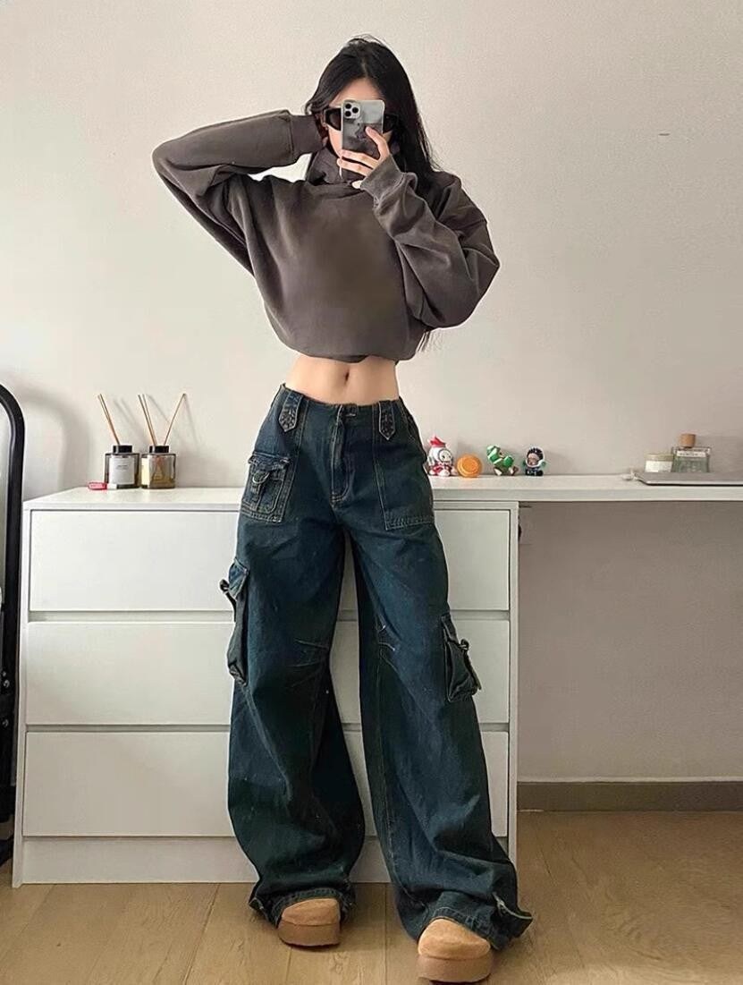 Anemone | Women's Oversized Pockets Jeans in Dark Blue