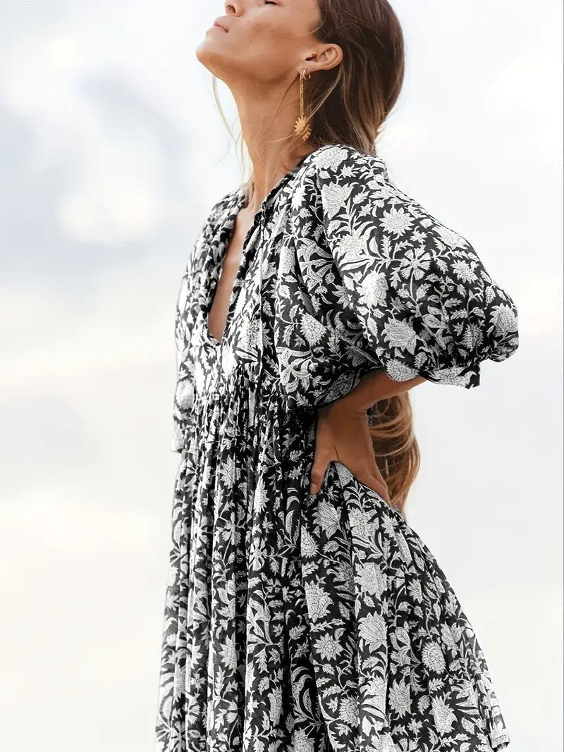 Avis | Women's Floral Casual Midi Dress in Black