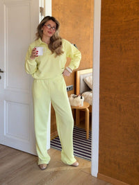 Berthe | Women's Comfortable Sweater in Yellow