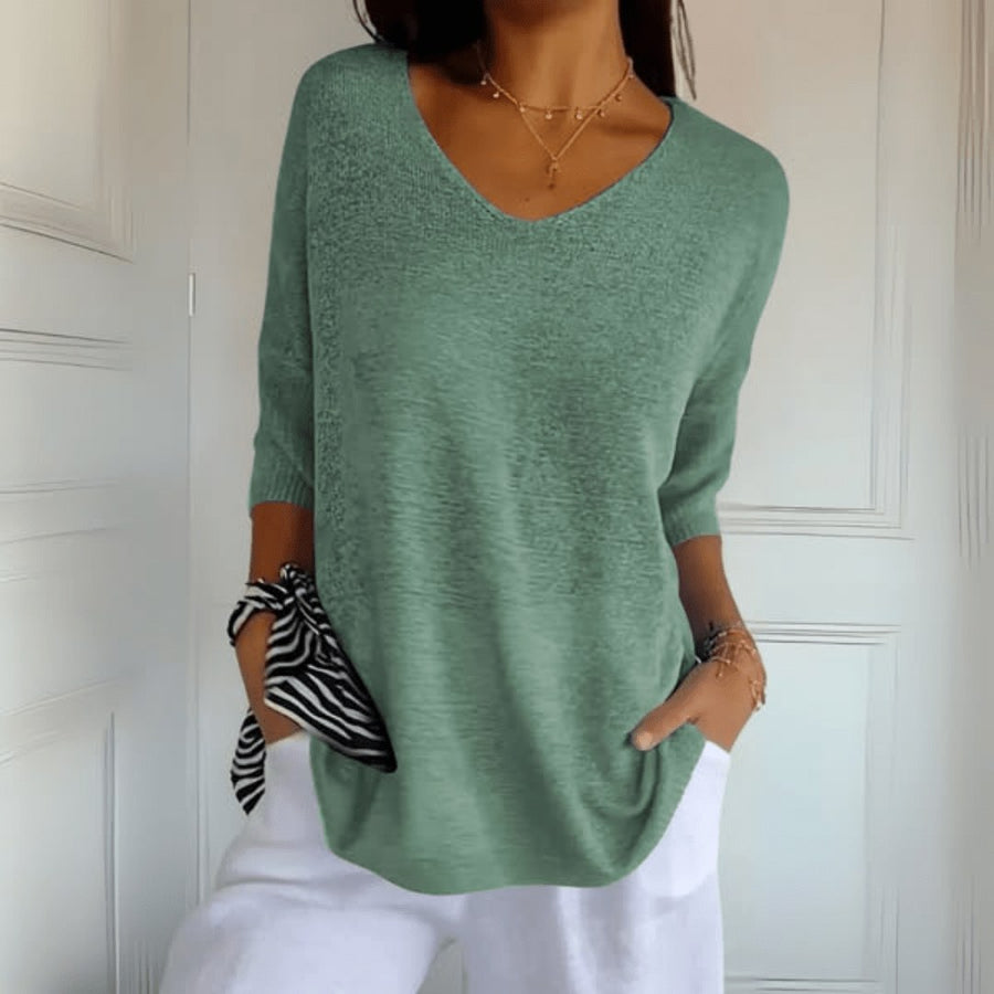 Blodeuwedd | Women's V-Neck Loose Silhouette Sweater in Light Green