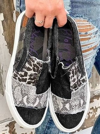 Carina | Women's Slip-On Patterned Upper Loafers