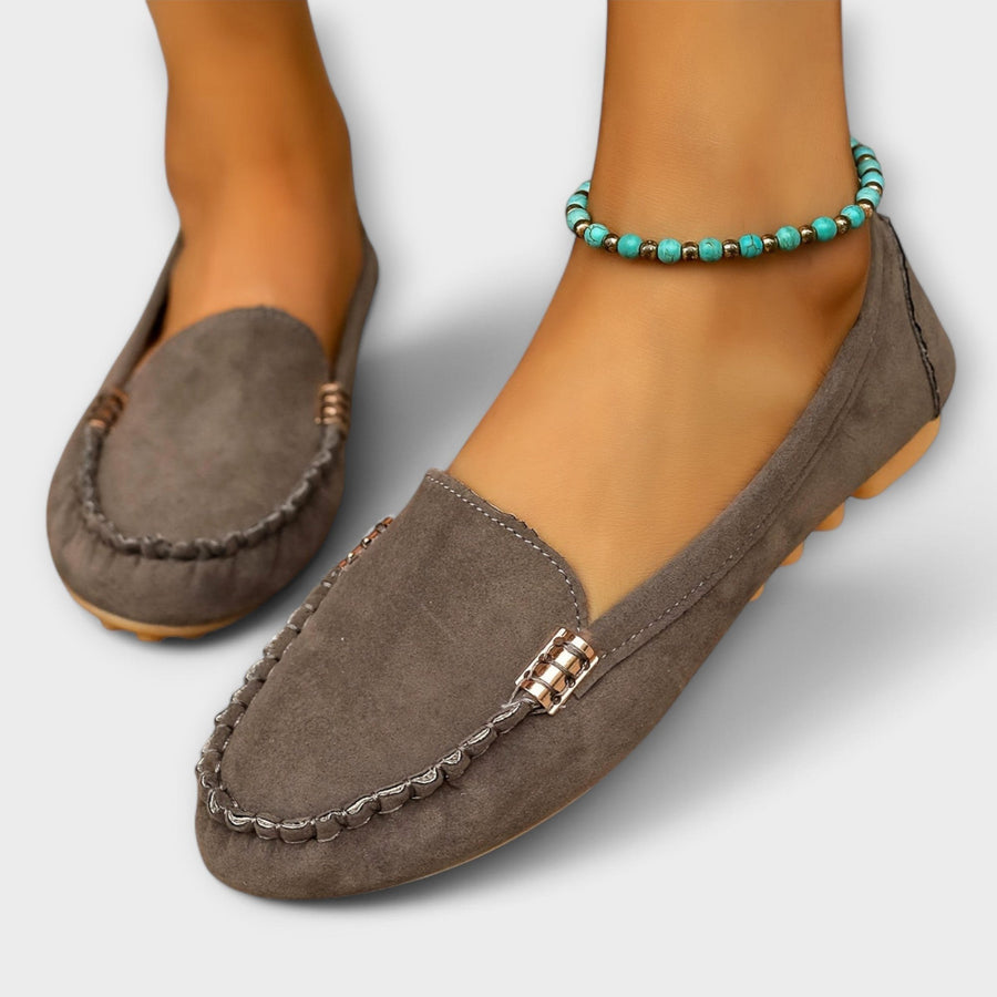 Caroline | Women's Stitched Front Detail Loafers