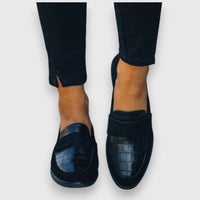 Celia | Women's Textured Panel Closed Toe Loafers
