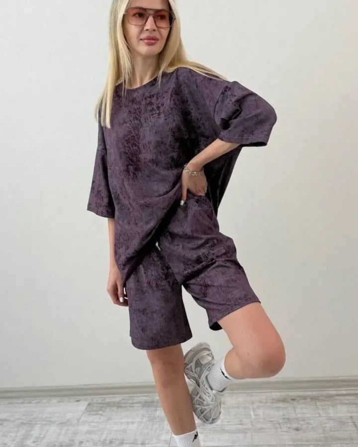 Chiara | Women's Elegant T-Shirt in Purple