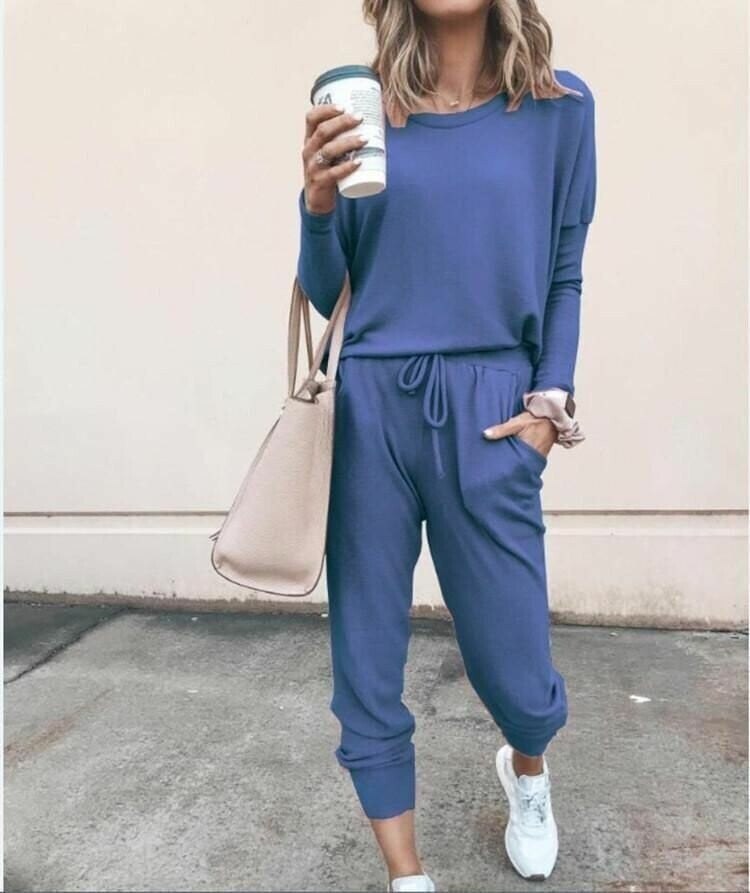 Circe | Women's Jogger-style Pants Two-Piece Set in Blue