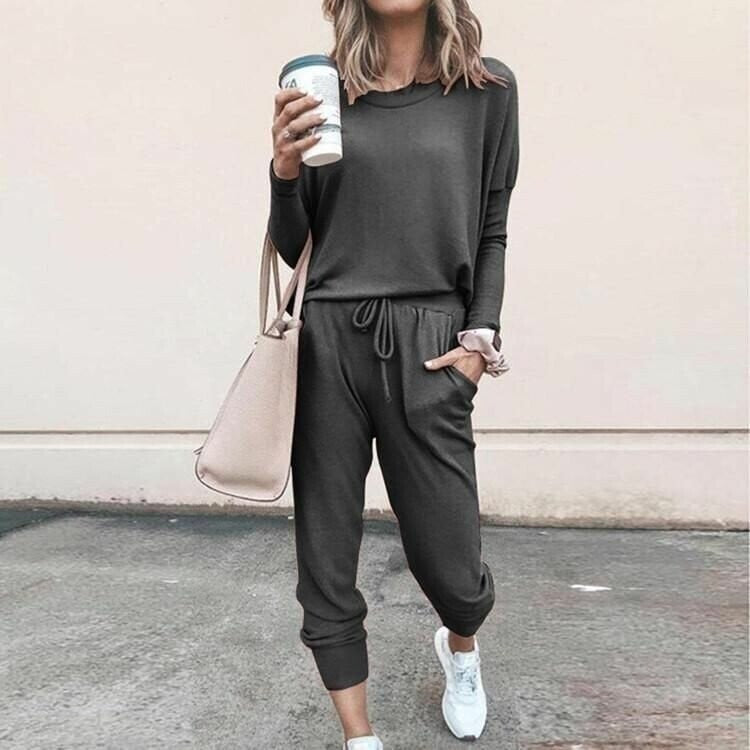 Circe | Women's Jogger-style Pants Two-Piece Set in Dark Gray