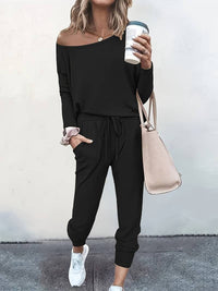 Clematis | Women's Long Sleeve Top and Pants Two Piece Set in Black