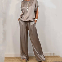 Concordia | Women's Loose Silhouette Top and Pants Two-Piece Set in Gray