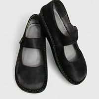 Cordelia | Women's Stitch-Defined Sole Mary Jane Shoes in Black