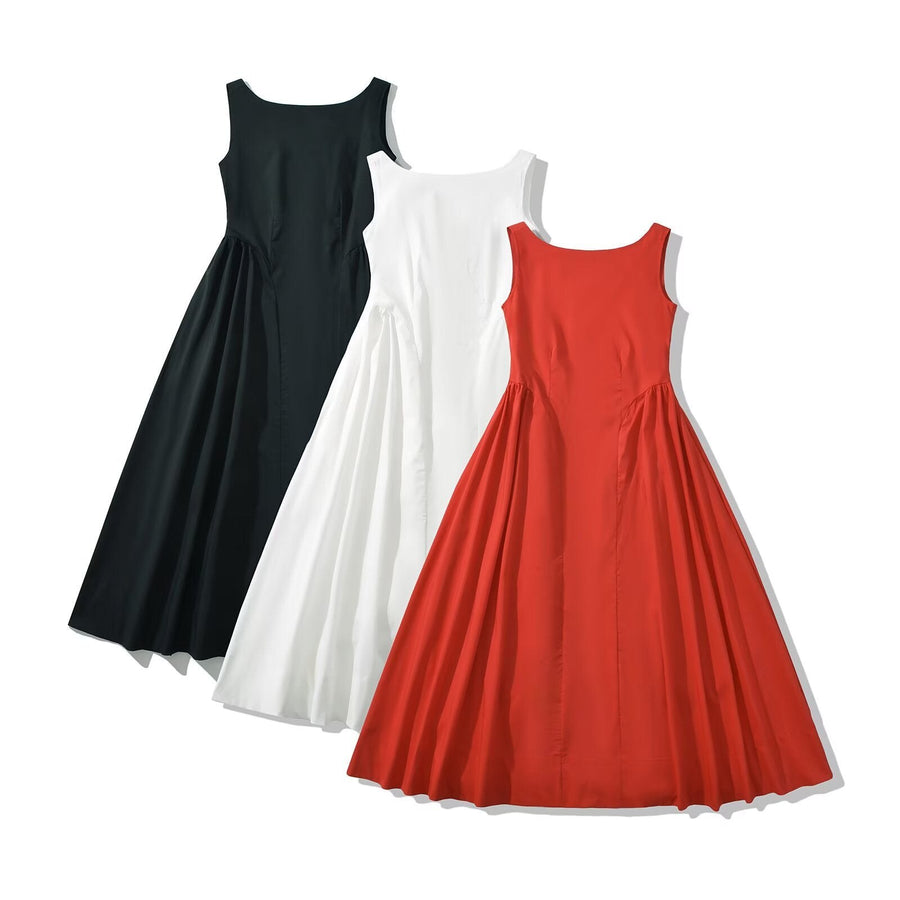 Coretta | Women's Crew Neck Flowing Elegant Maxi Dress