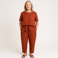 Dacia | Women's Short Sleeve Top Tapered Pants Two-Piece Set in Red
