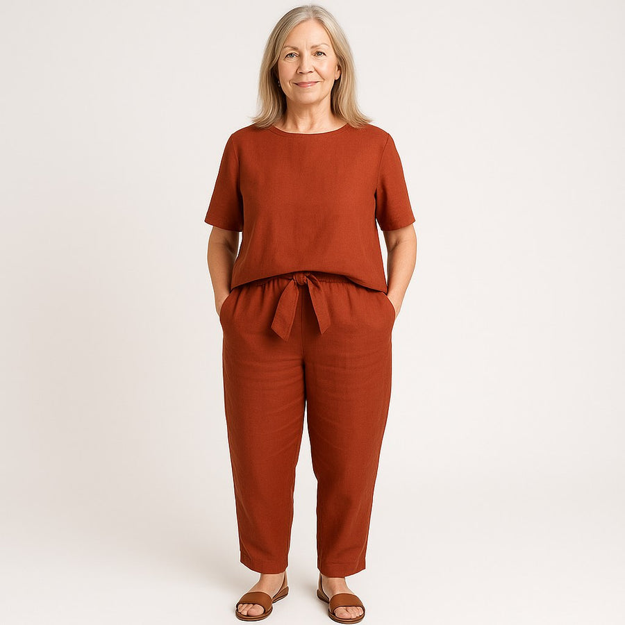Dacia | Women's Short Sleeve Top Tapered Pants Two-Piece Set in Red