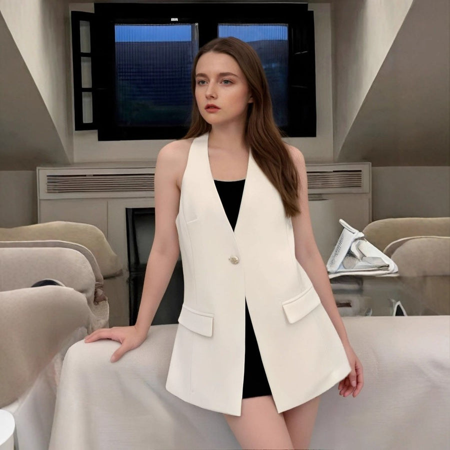 Dolores | Women's Elegant Blazer in Beige