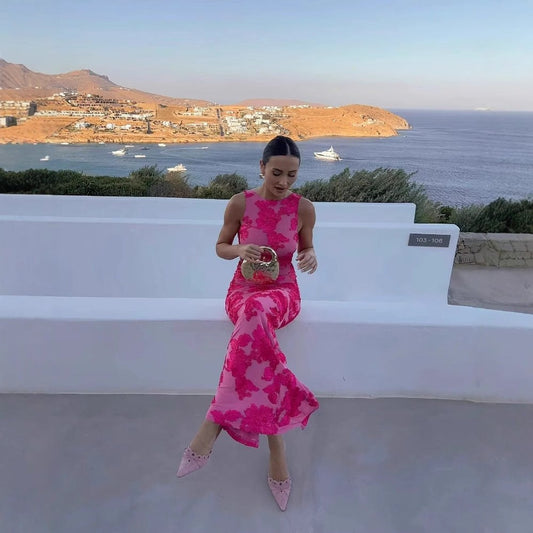 Ealasaid | Women's Floral Elegant Maxi Dress in Magenta