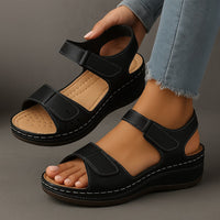 Eirlys | Women's Open Toe Ankle Strap With Platform Sole Sandals in Black