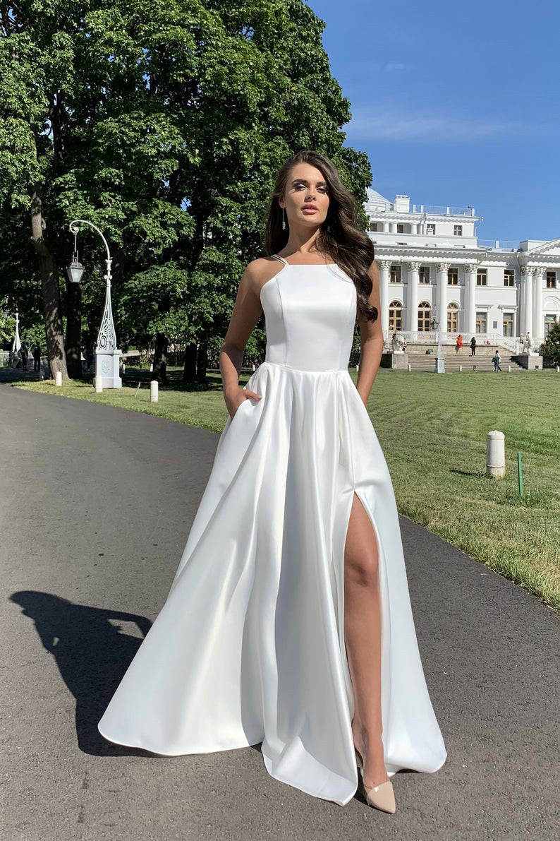 Gerlinde | Women's Slit Evening Dress in White