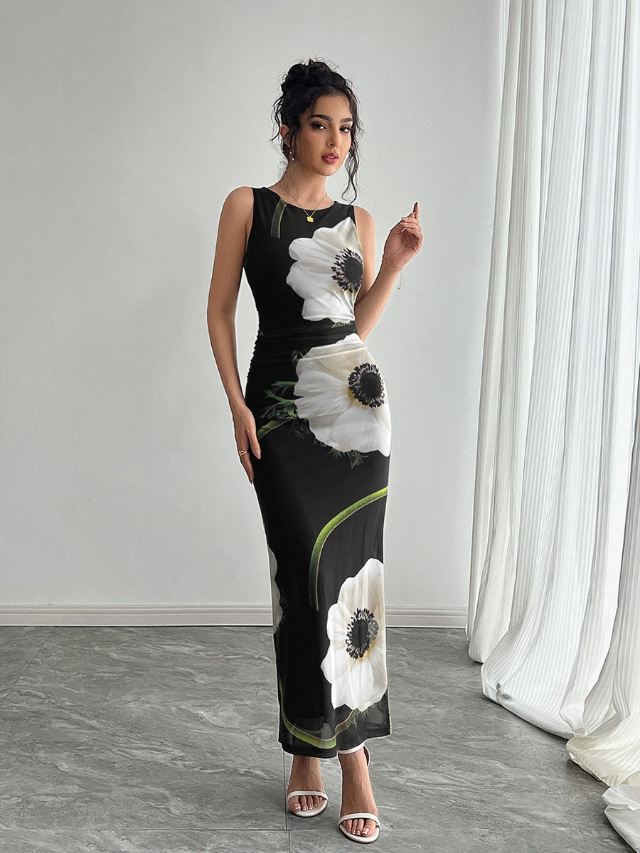 Gertrude | Women's Bodycon Floral Elegant Maxi Dress in Black