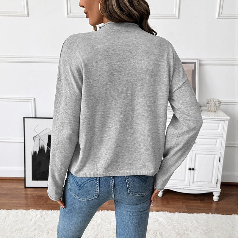 Hesper | Women's Crew Neck Button-Front Blouse in Gray