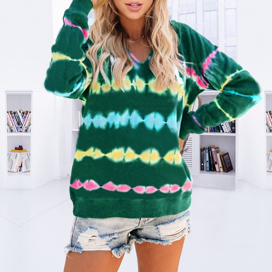 Idoia | Women's V-Neck Fashionable Sweater in Green