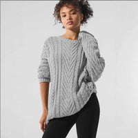 Idonea | Women's Knit Fashionable Sweater