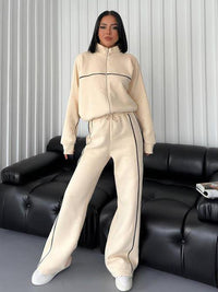 Janneke | Women's Two-Piece Set in Apricot