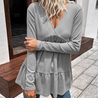 Johanneke | Women's V-Neck Top in Light Gray