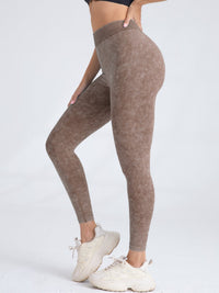 Keturah | Women's Leggings in Brown
