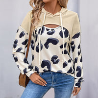 Klarissa | Women's Sweatshirt in Apricot