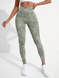 Konstanze | Women's Leggings in Olive Green