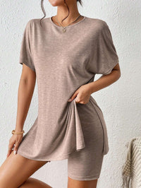 Liadain | Women's T-Shirt in Light Brown