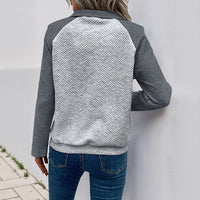 Lysandra | Women's Textured Pockets Hooded Hoodie